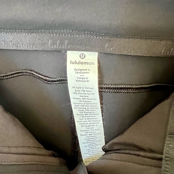 Lululemon On the Move Trousers BLACK Sz 2 - Picture 8 of 8